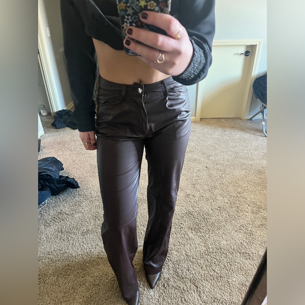 NWT Prettylittlething Faux Leather pants | Burgundy/mocha | Size 4